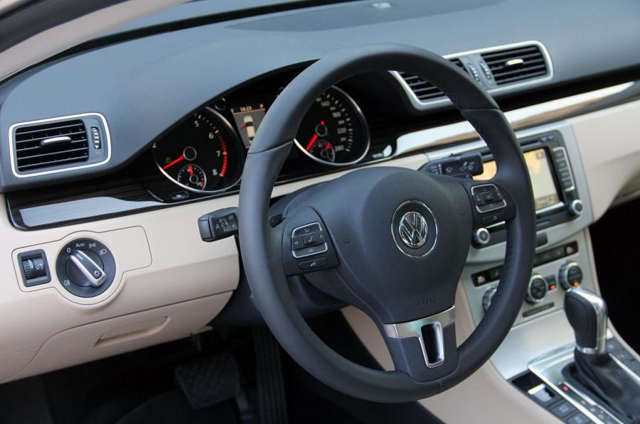  Volkswagen Passat CC 2013 года  (фото 65 из 87)